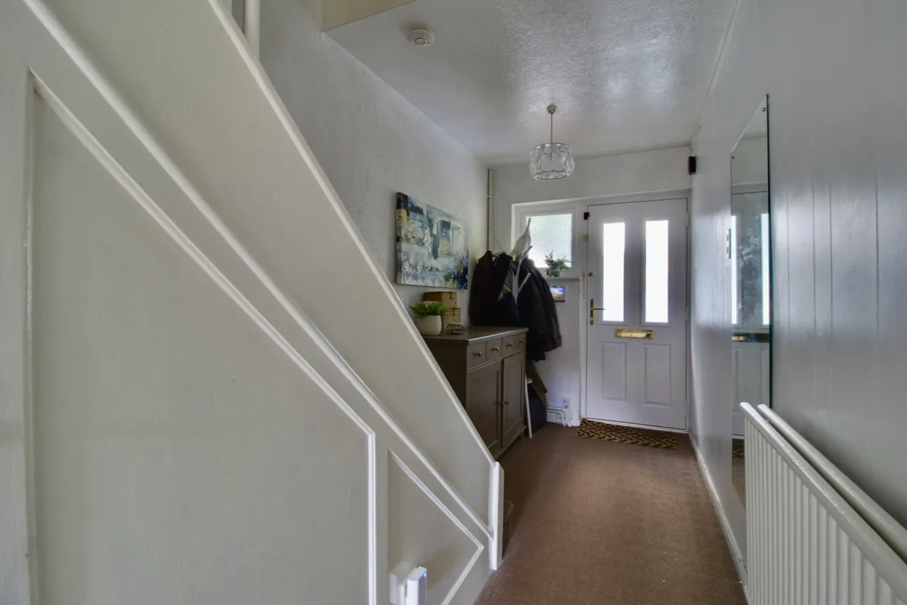 Avenue Road, Harold Wood, RM3, photo 5