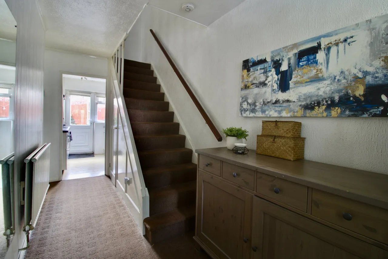 Avenue Road, Harold Wood, RM3, photo 10