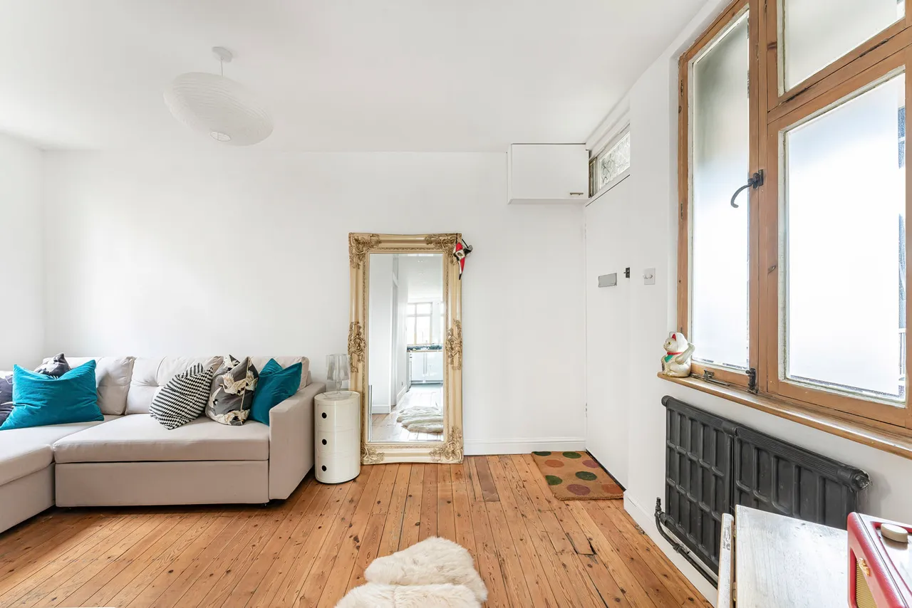 Tudor Close, Brixton Hill, SW2, photo 6