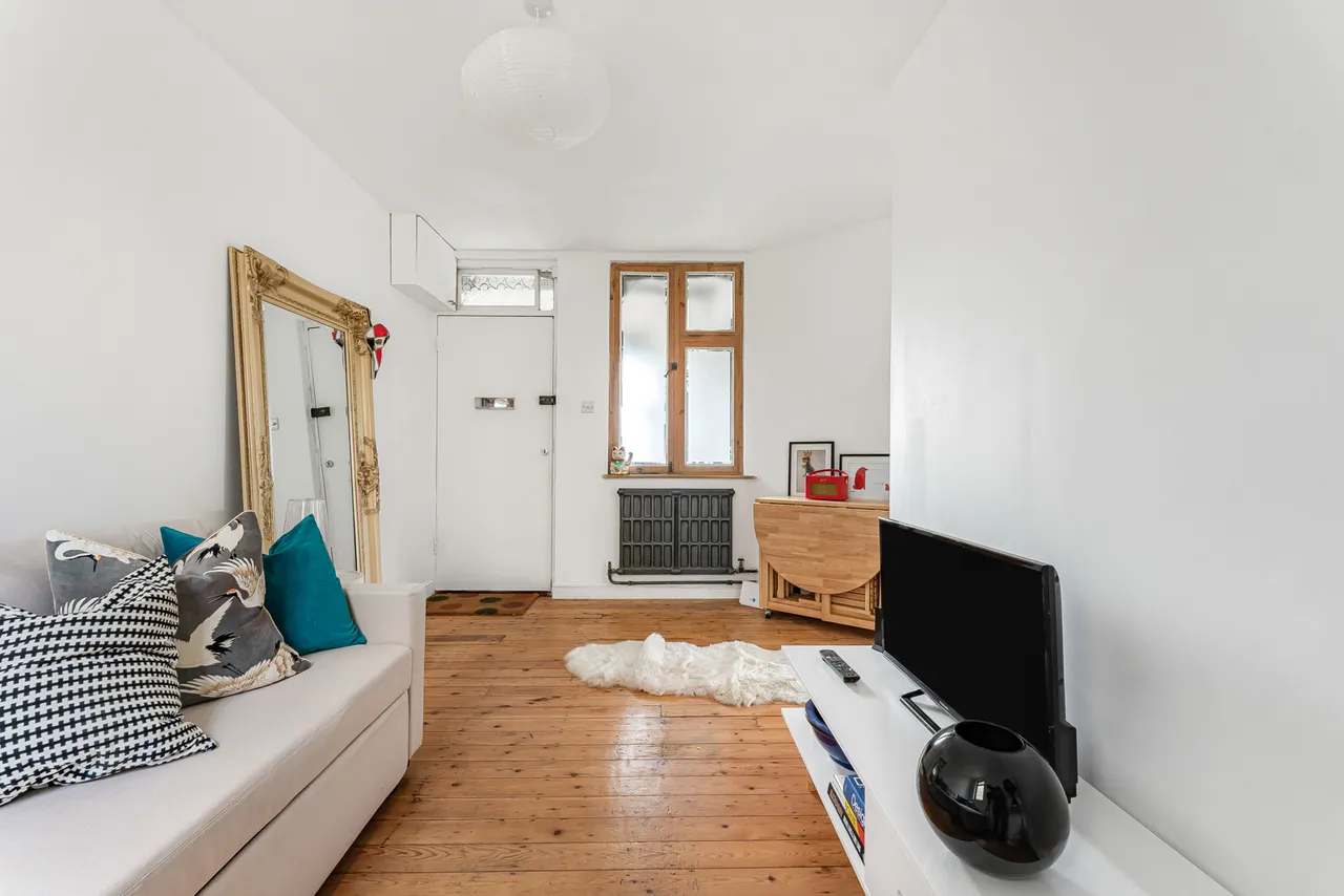 Tudor Close, Brixton Hill, SW2, photo 7