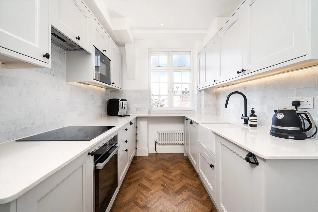 Whiteheads Grove, London, SW3, photo 3