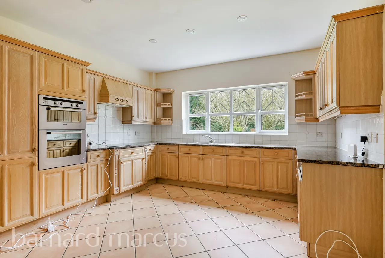 Heathside Place, Epsom, KT18, photo 5
