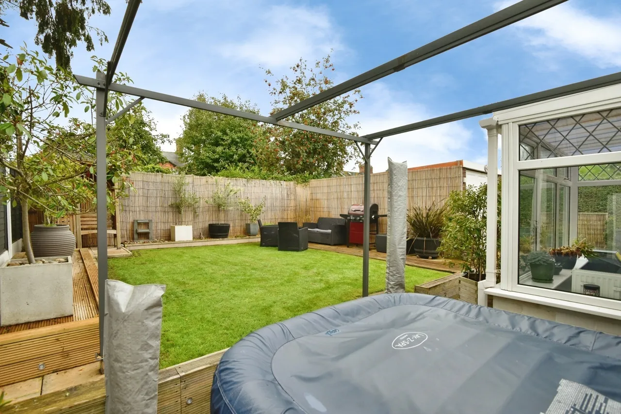Oakwood Crescent, Sandbach, CW11, photo 21