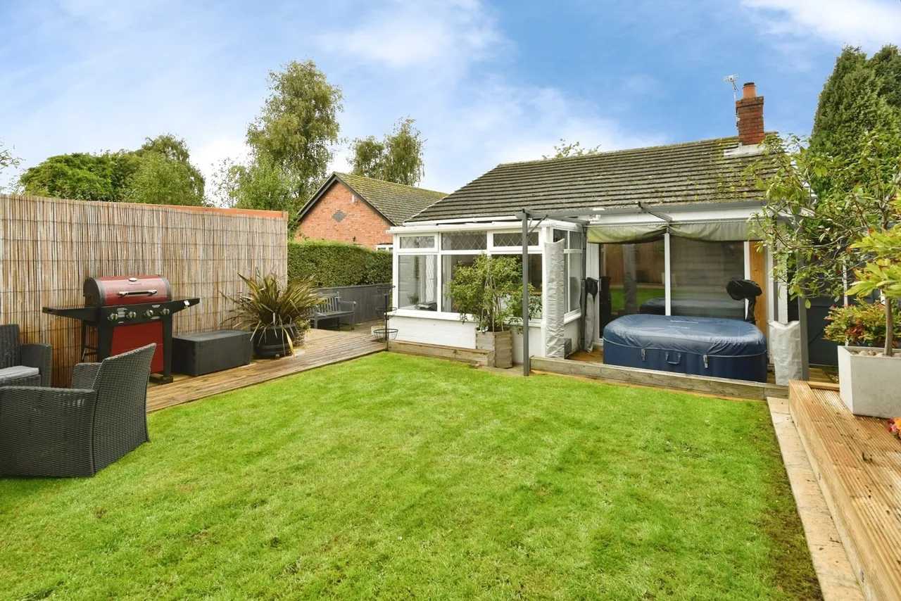 Oakwood Crescent, Sandbach, CW11, photo 22