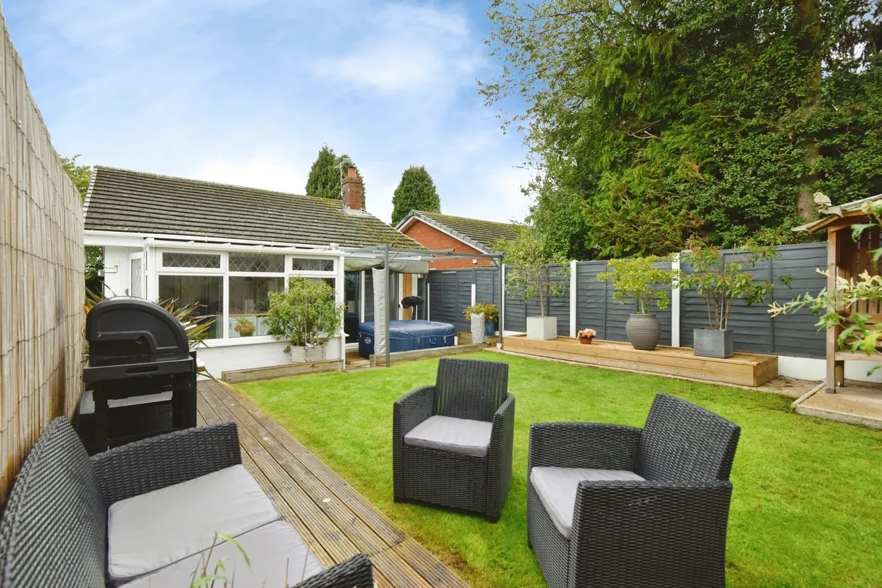 Oakwood Crescent, Sandbach, CW11, photo 20
