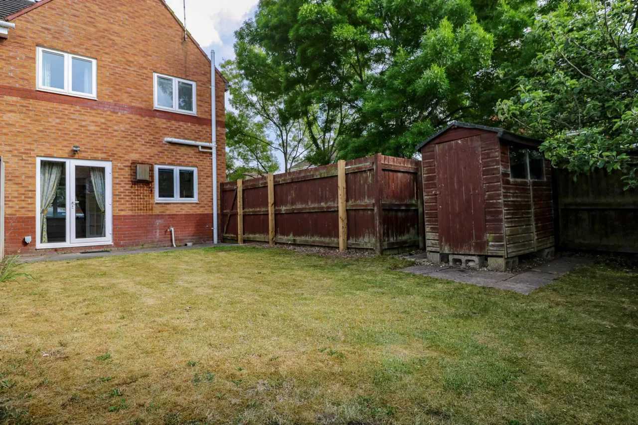 Coleridge Close, Sandbach, CW11, photo 10