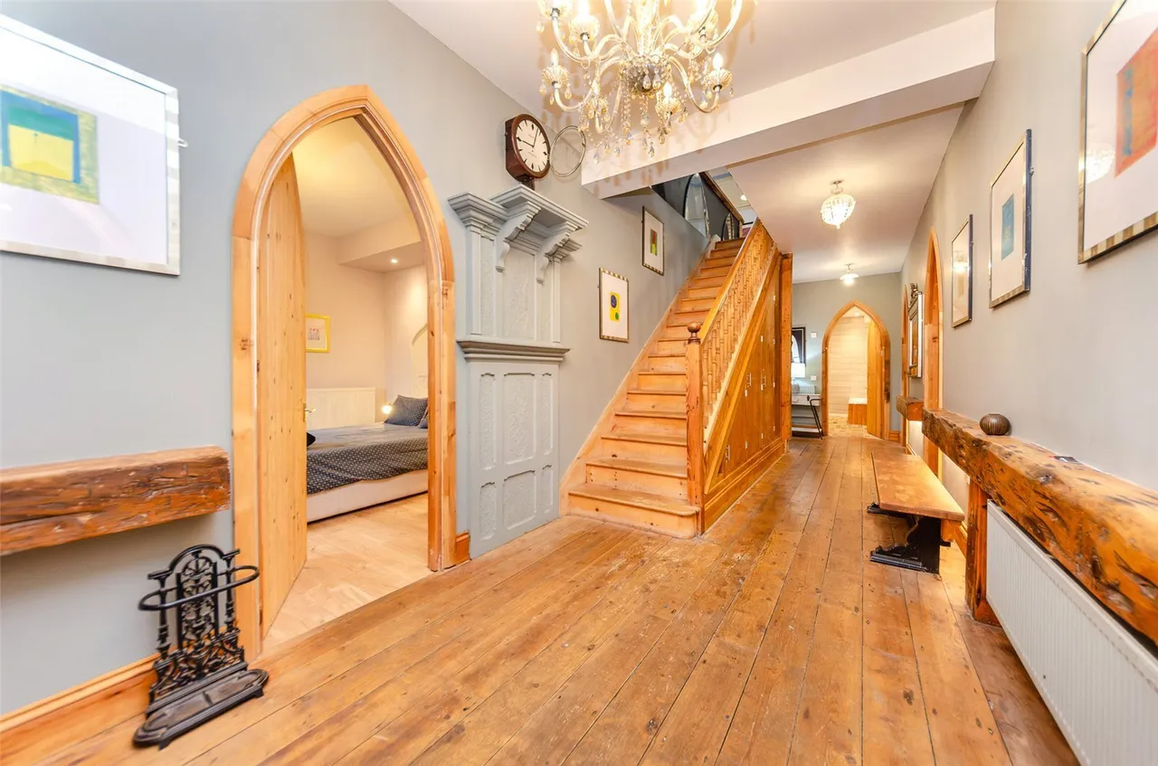 Bryn Crwn, Cwm-y-Glo, photo 28