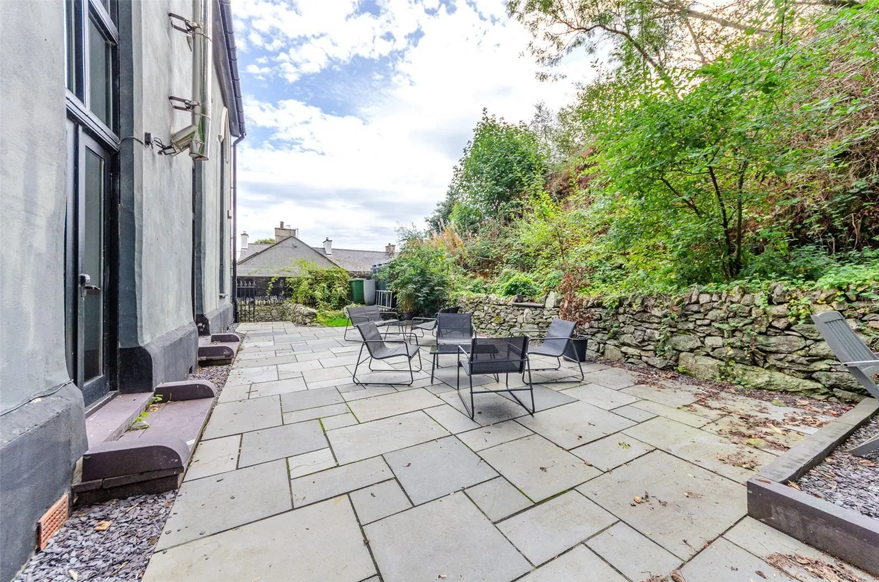 Bryn Crwn, Cwm-y-Glo, photo 31