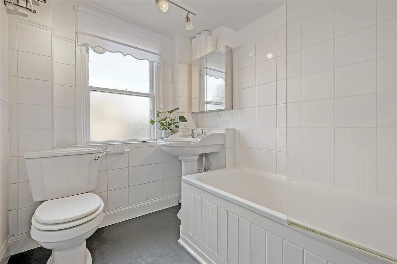 Aberdeen Road, London, N5, photo 21