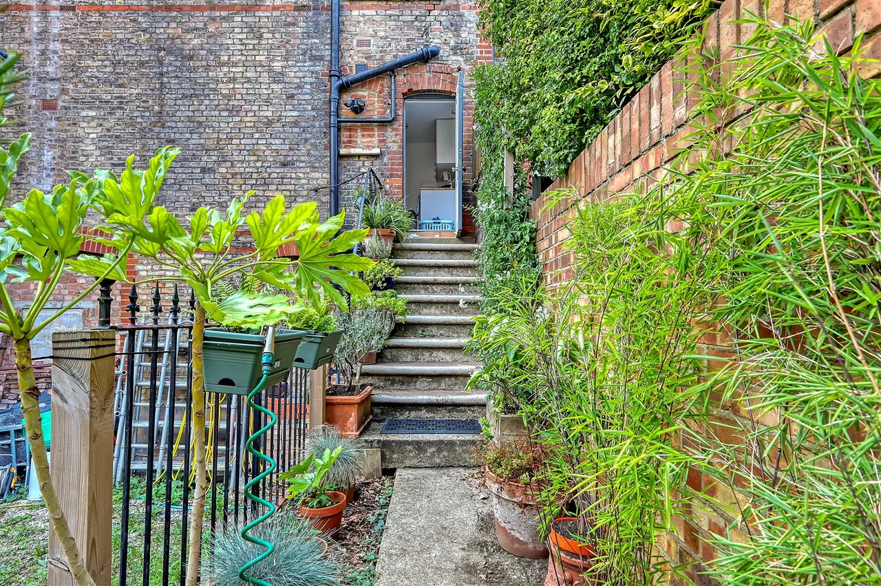 Aberdeen Road, London, N5, photo 24