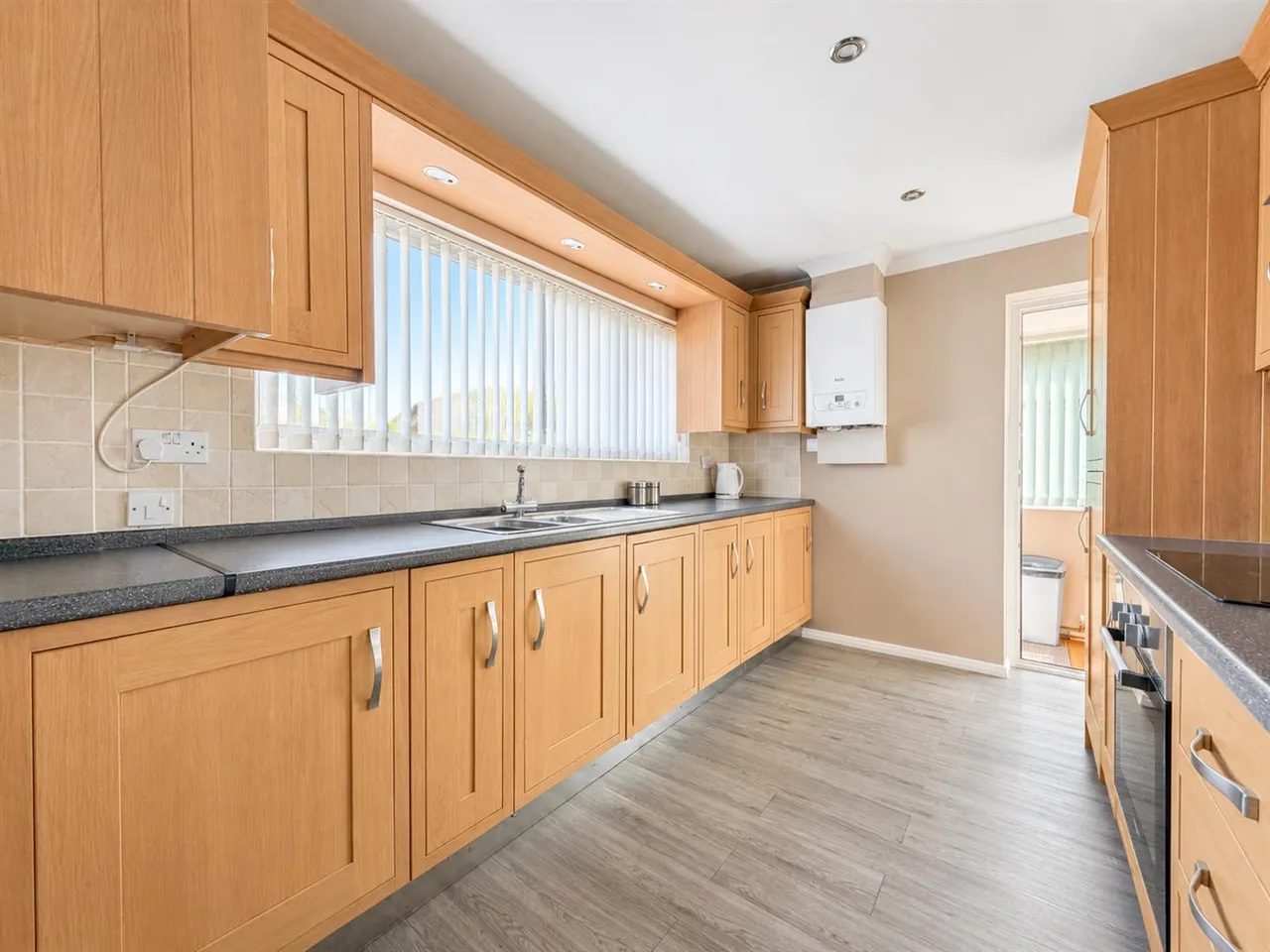 Anderida Road, Lower Willingdon, BN22, photo 6