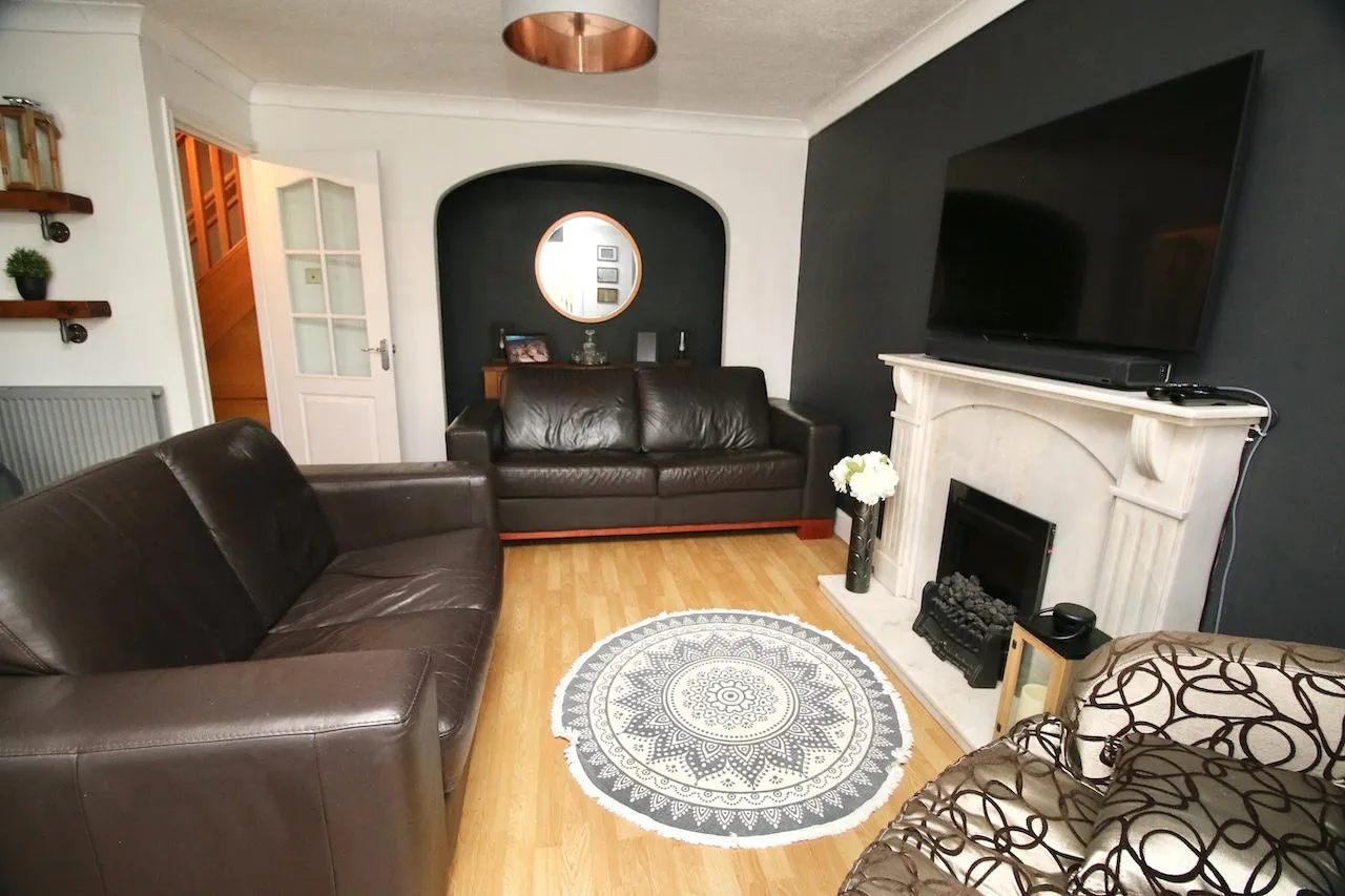 Abbotsford Court, Cumbernauld, G67 4BQ, photo 3