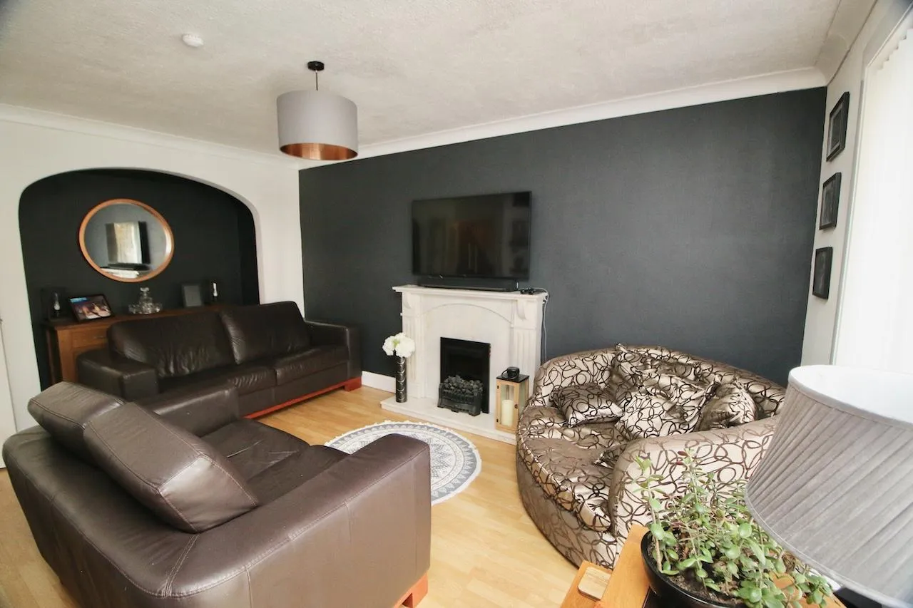 Abbotsford Court, Cumbernauld, G67 4BQ, photo 4