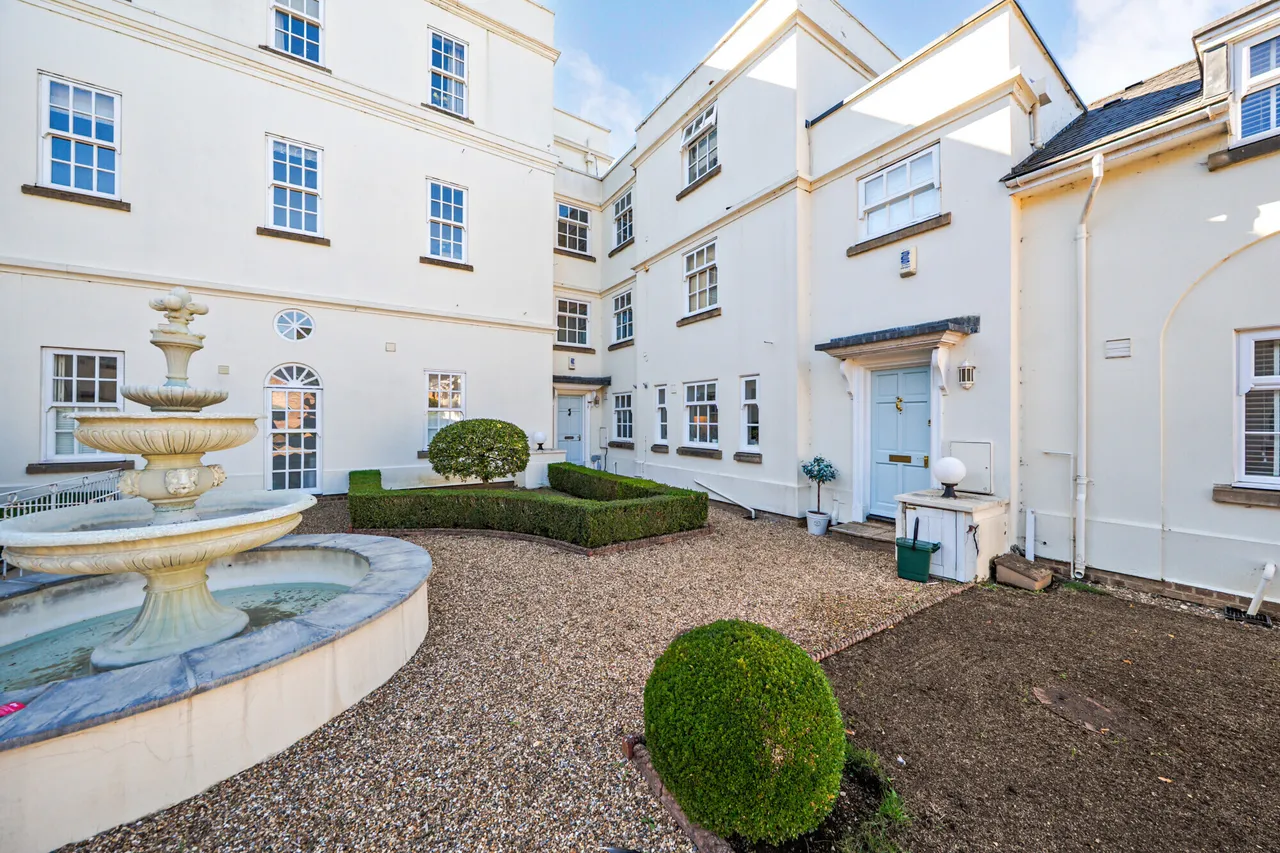 North Ride, Welwyn, AL6, photo 11