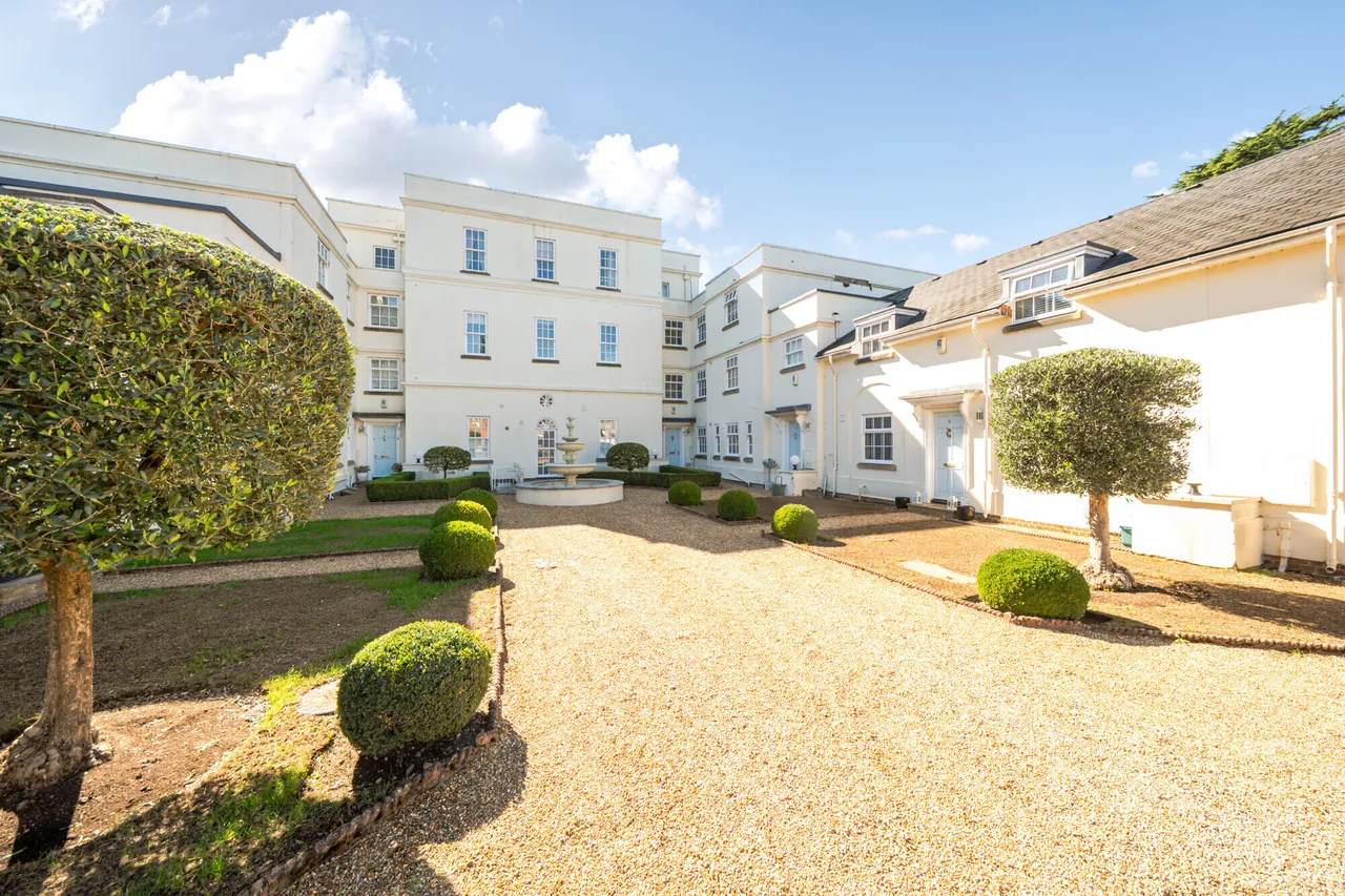 North Ride, Welwyn, AL6, photo 12