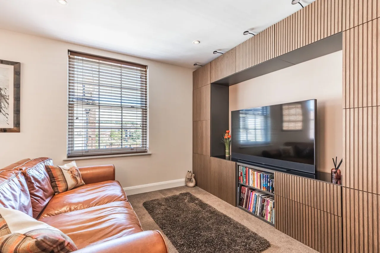 Second Floor Apartment in Norwich Clo, photo 8