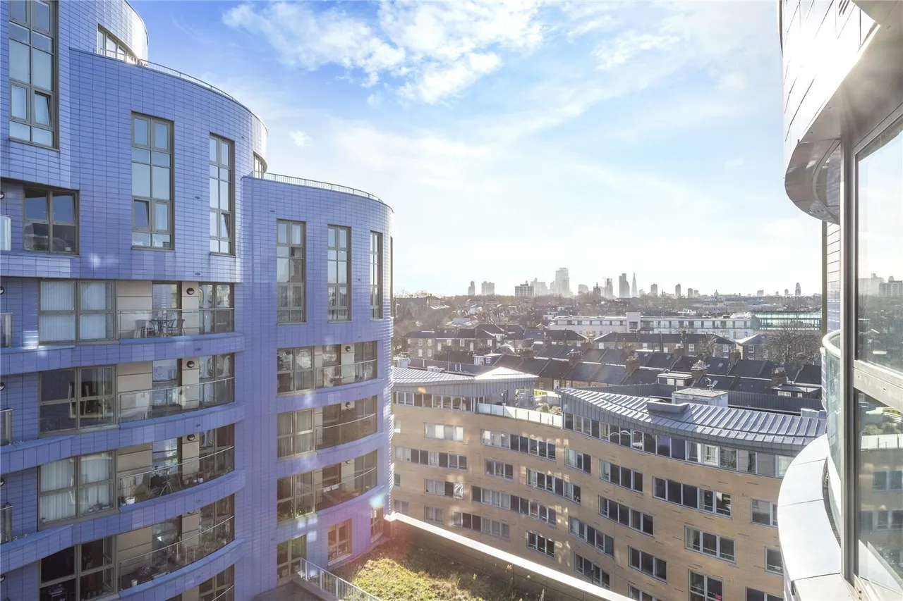 1 bed flat for sale, Queensland Road, Holloway, N7