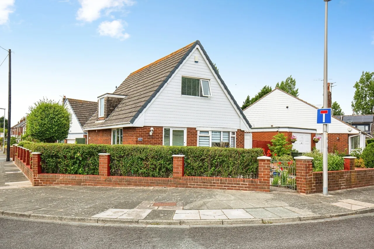 2 bed house for sale, Kipling Drive, Blackpool, FY3