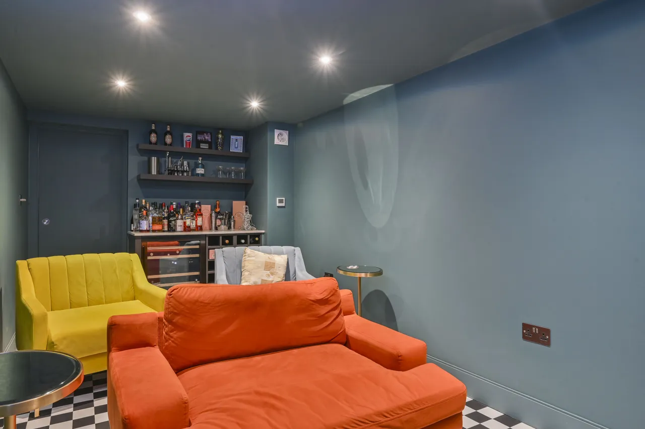 London, W9, photo 2