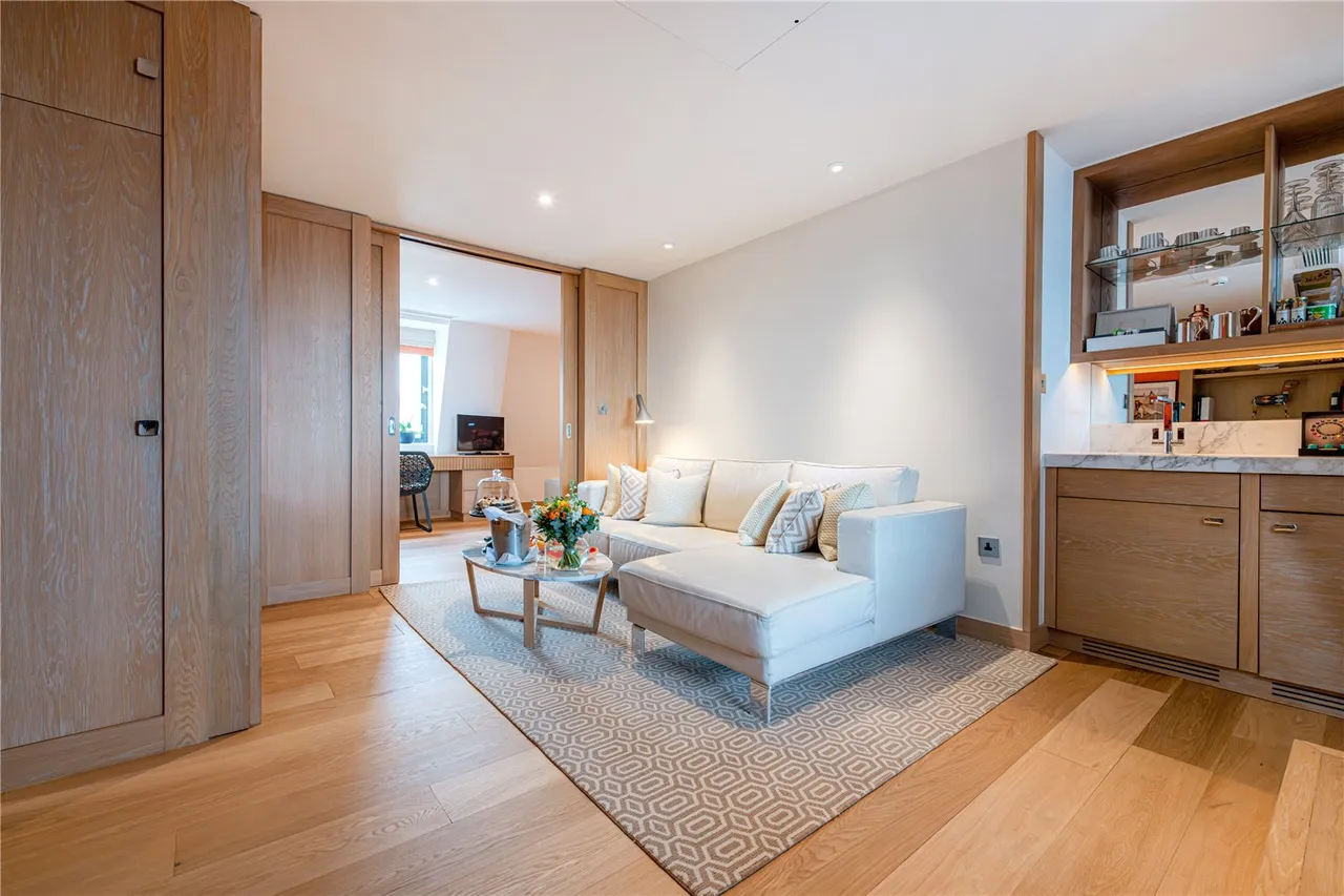 Welbeck Street, Marylebone, W1G, photo 3