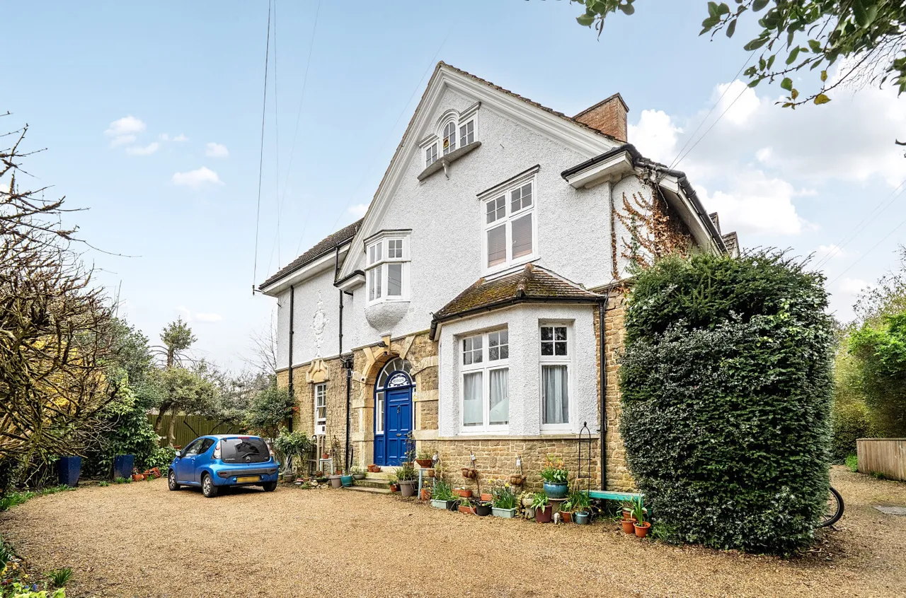 Lower Edgeborough Road, Guildford, GU1, photo 18