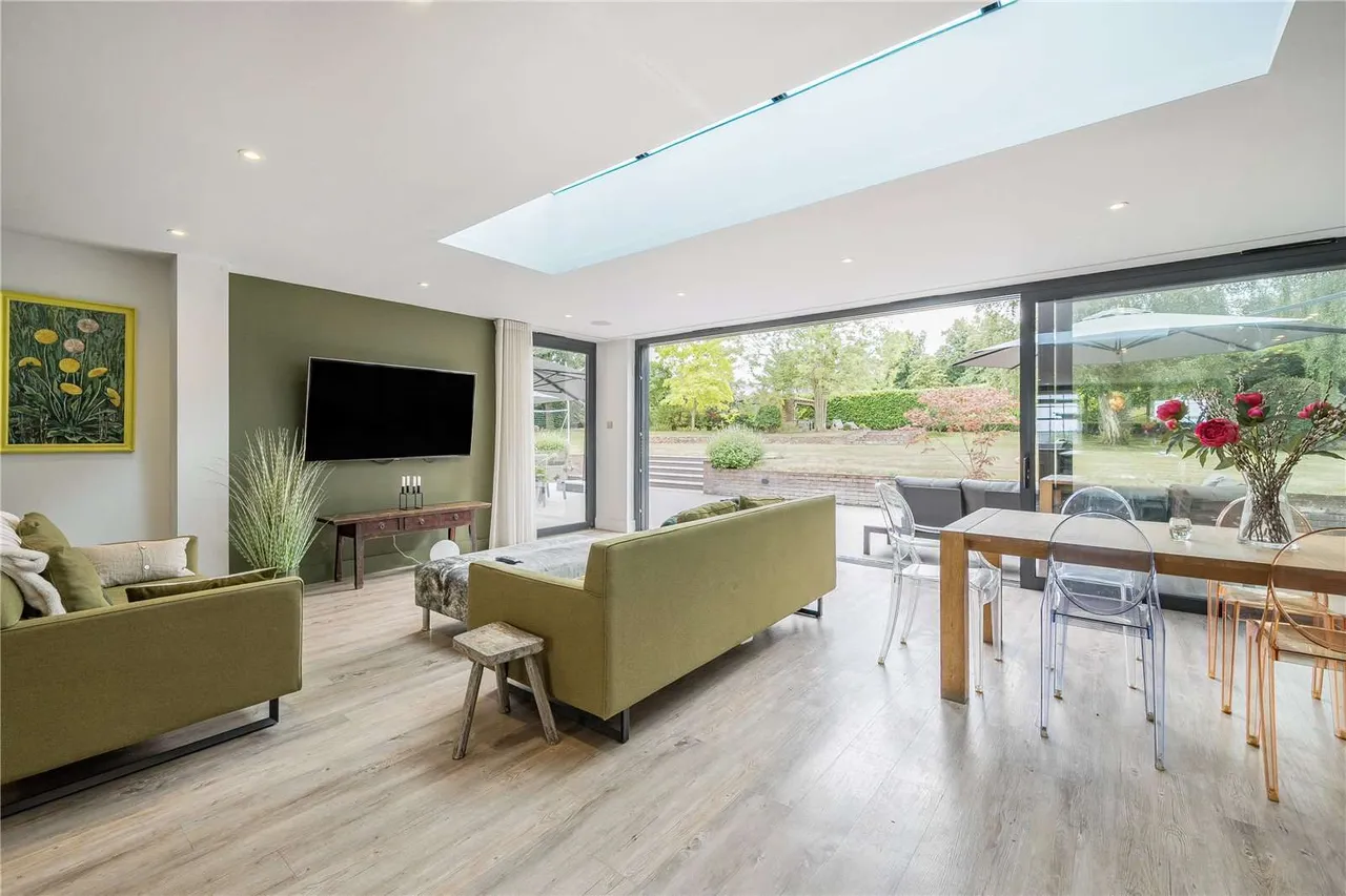 Dedham Road, Langham, Colchester, Essex, CO4 5PS, photo 4