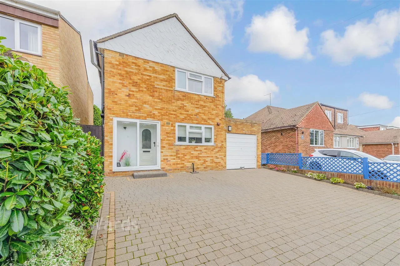 3 bed house for sale, Springcroft, Hartley, DA3