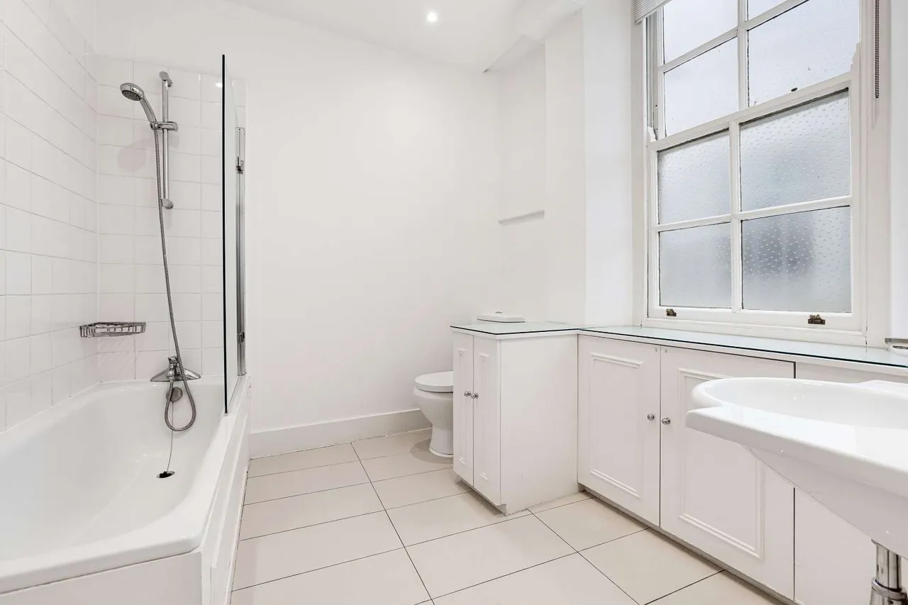 Old Brompton Road, London, SW5, photo 5