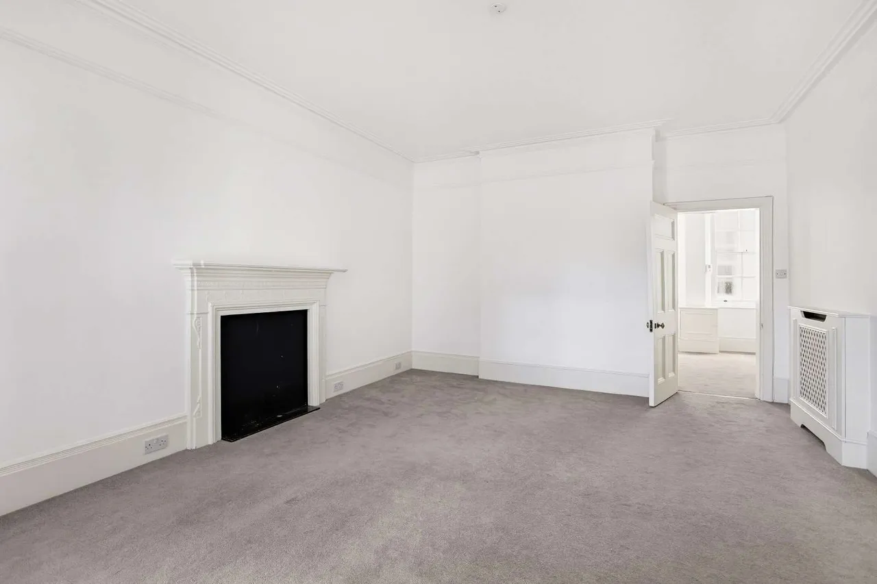 Old Brompton Road, London, SW5, photo 16