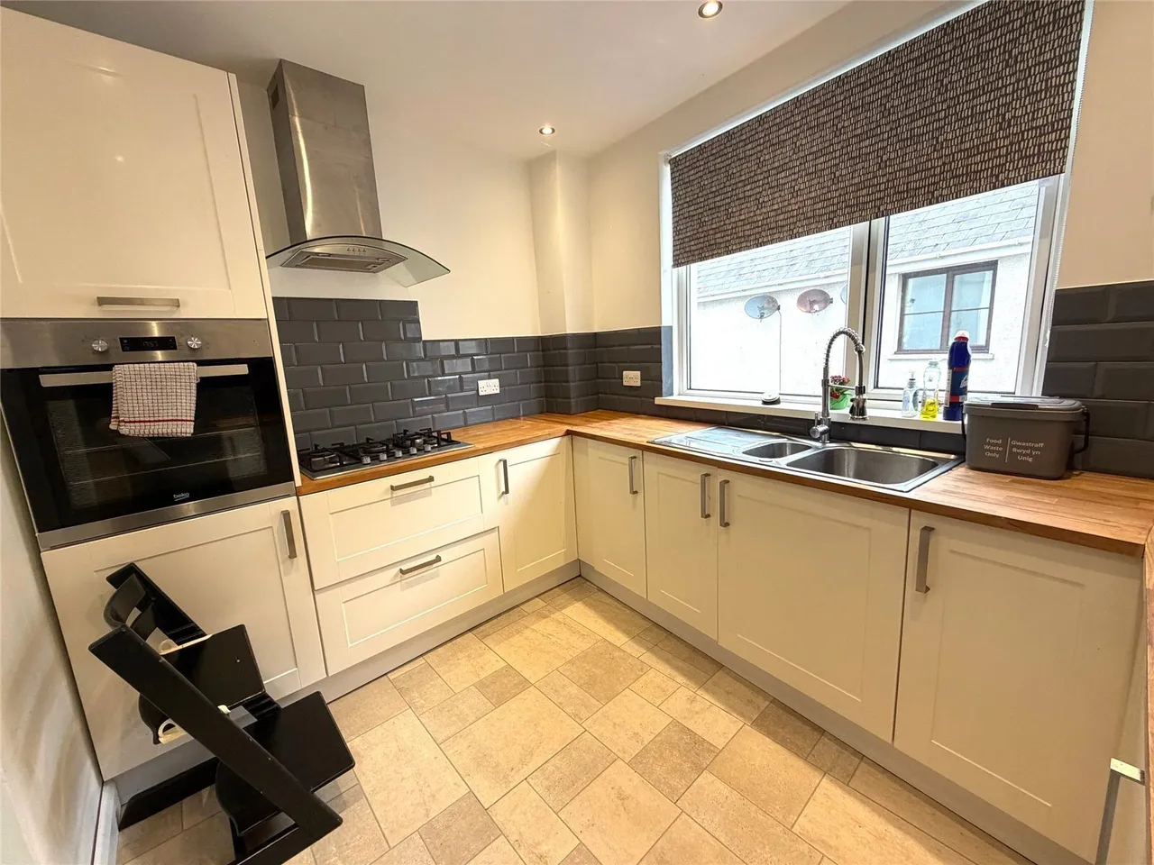 Wallis Street, Fishguard, SA65, photo 8