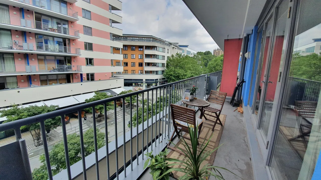 Cathedral Walk, BS1, photo 2