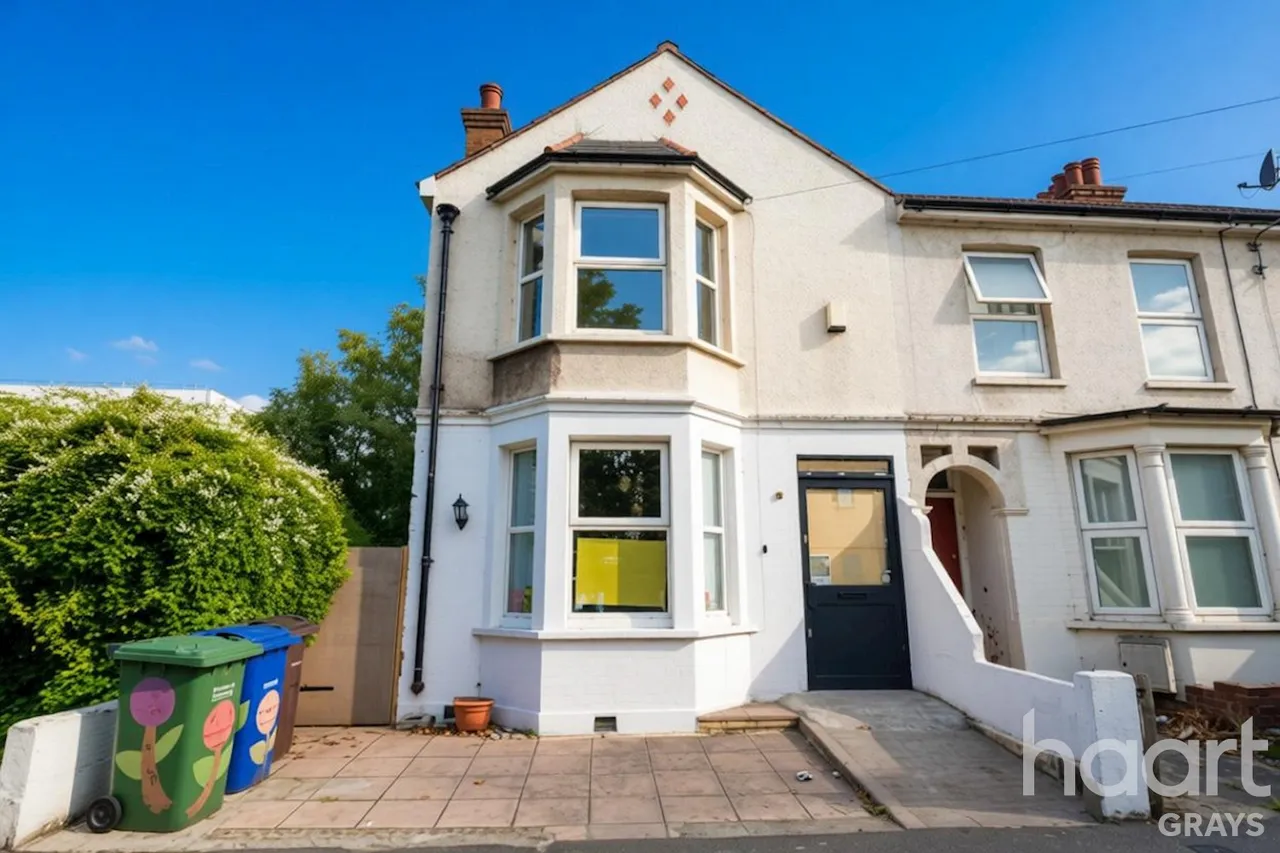 Southland Terrace, Purfleet, RM19, photo 2