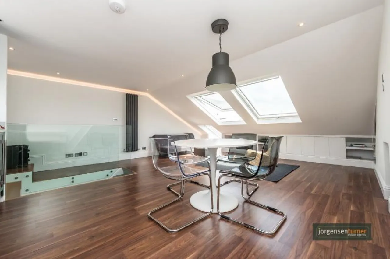 Bloemfontein Road, Shepherds Bush, W12, photo 3
