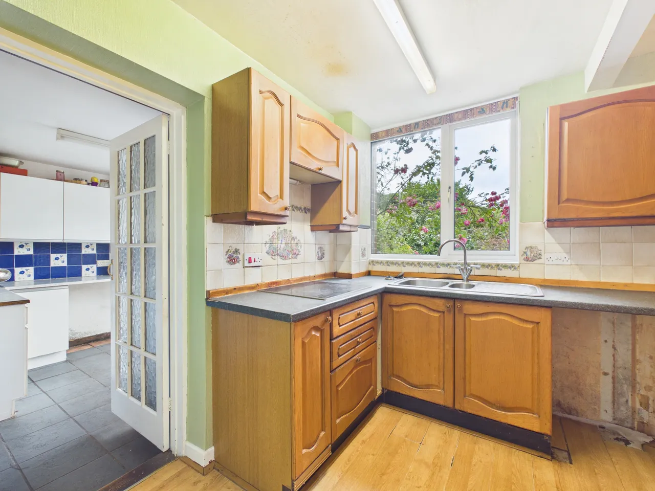 Meade Close, North Petherton, photo 6