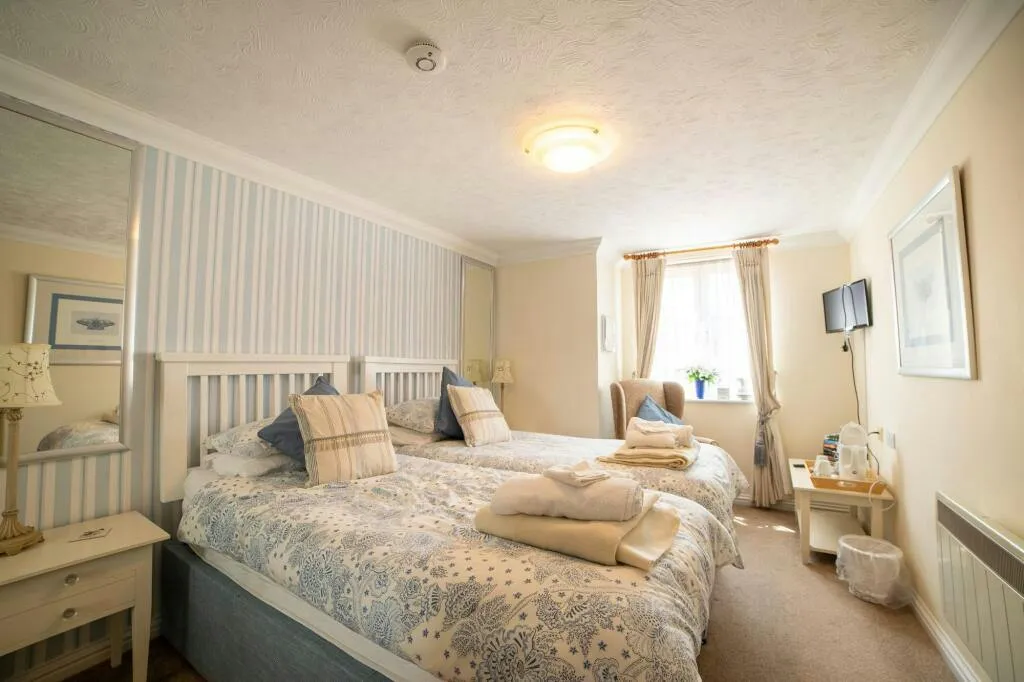 Laleham Gardens, Queen Elizabeth Lodge Laleham Gardens, CT9, photo 14