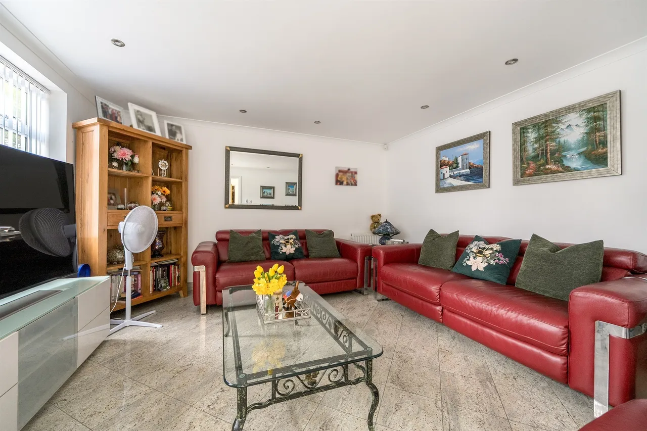 Uplands Park Road, Enfield, EN2, photo 8