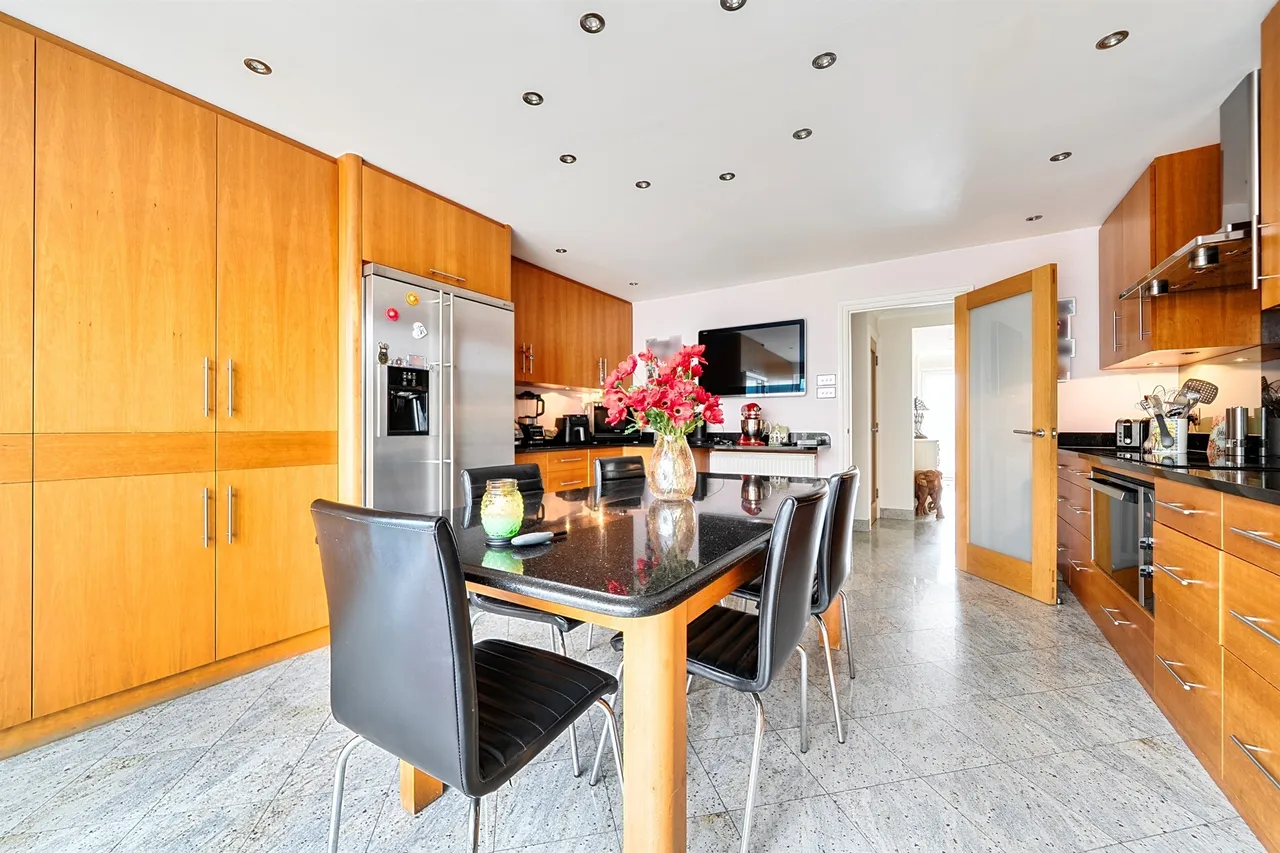 Uplands Park Road, Enfield, EN2, photo 7