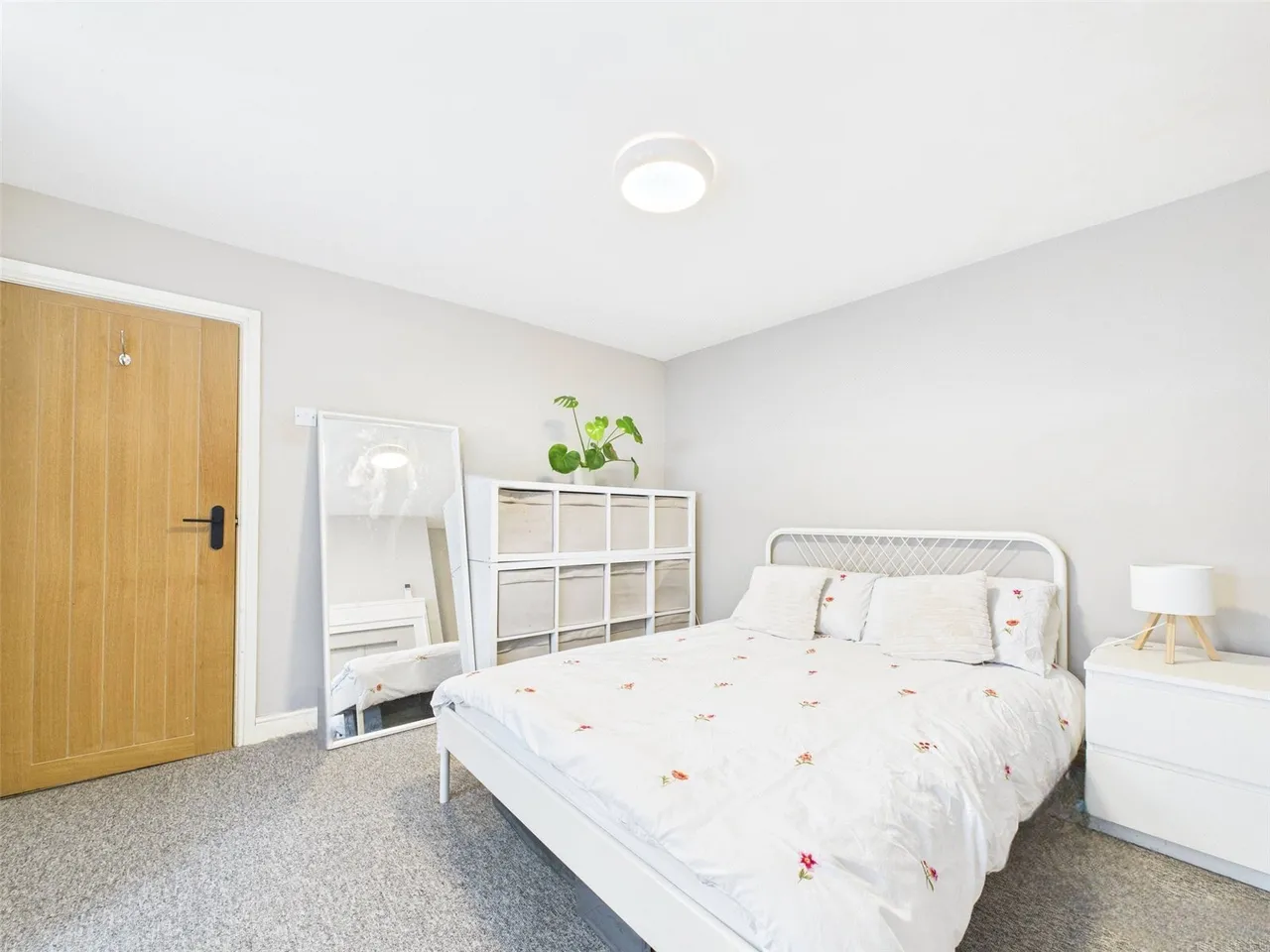 High Street, Hampton Hill, TW12, photo 6