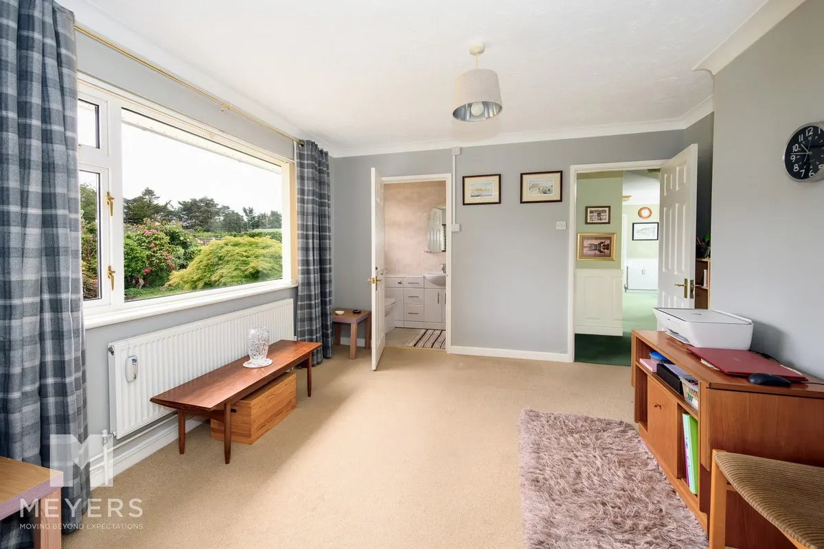 Oaks Drive, St. Leonards, BH24, photo 15