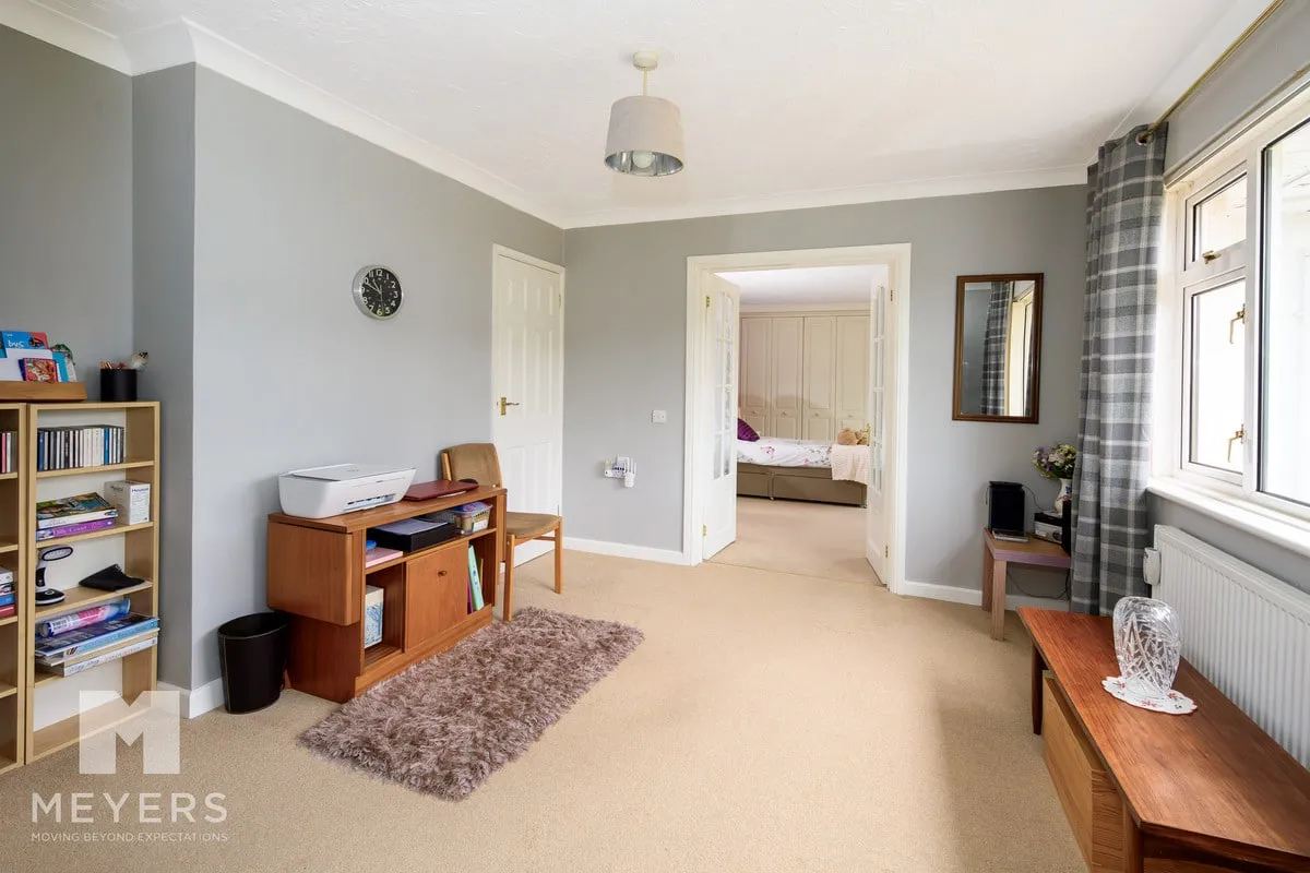 Oaks Drive, St. Leonards, BH24, photo 16