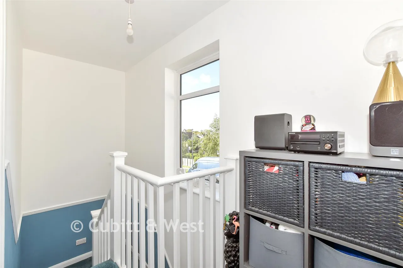 Fourth Avenue, Portsmouth, PO6, photo 12