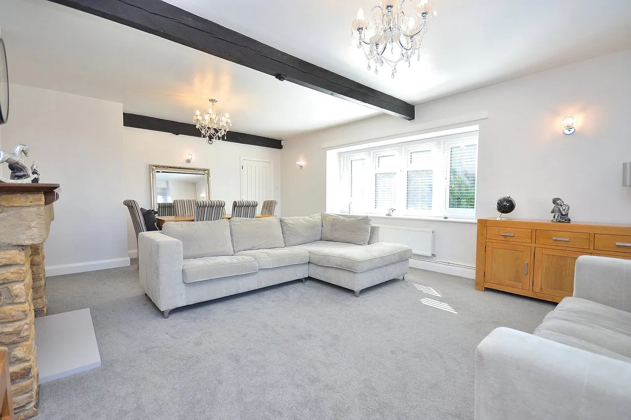 Manor Farm Road, Great Billing, Northampton, NN3 9EB, photo 4