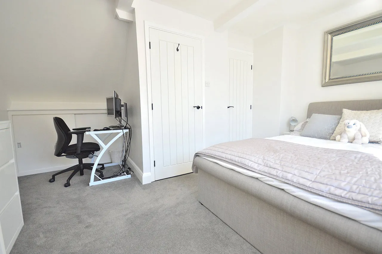 Manor Farm Road, Great Billing, Northampton, NN3 9EB, photo 20