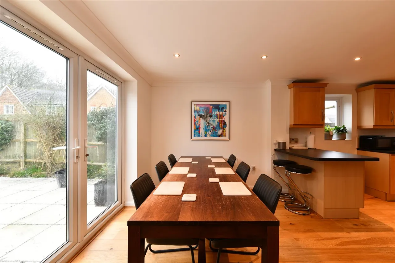 Thirlmere, Stevenage, Herts, SG1 6AQ, photo 18