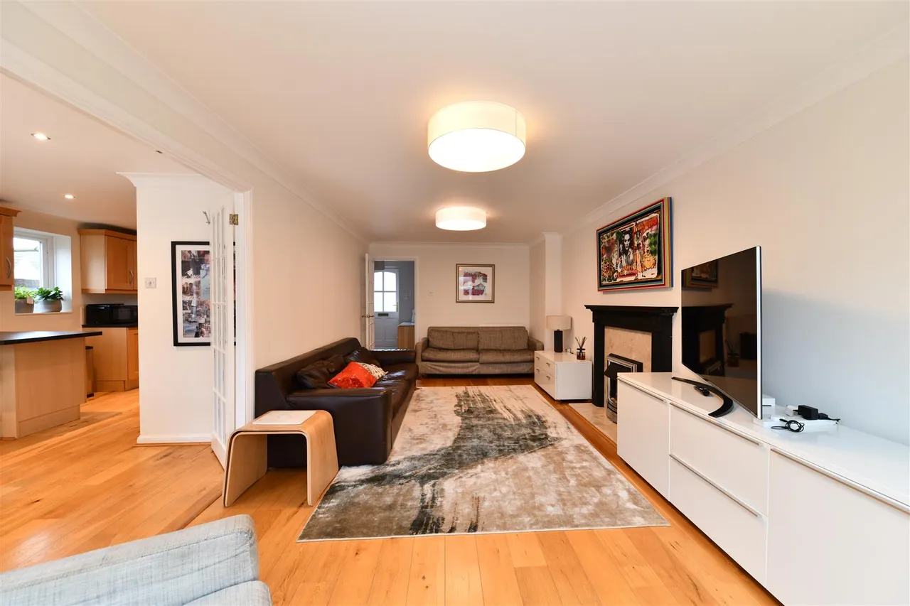 Thirlmere, Stevenage, Herts, SG1 6AQ, photo 20