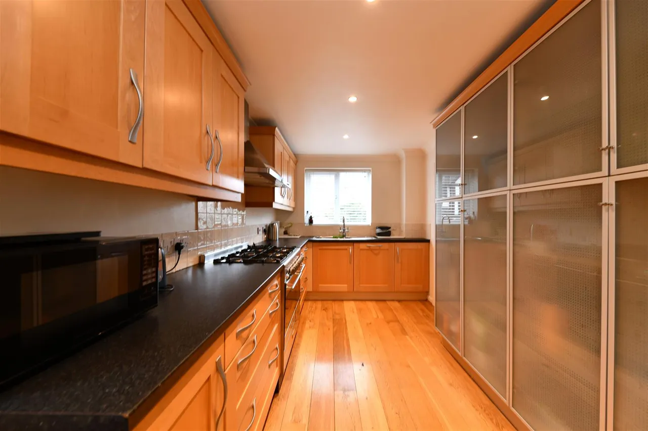 Thirlmere, Stevenage, Herts, SG1 6AQ, photo 16