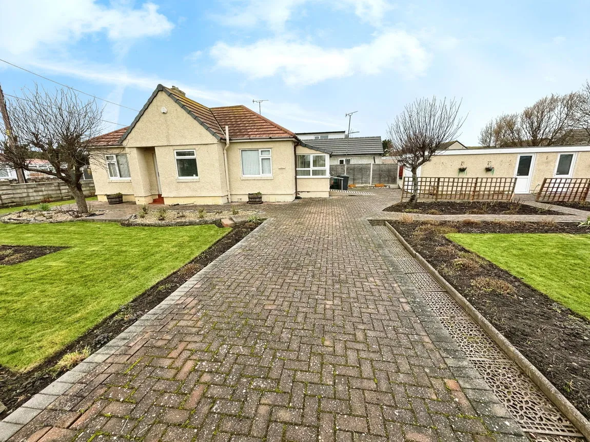 Towyn Road, Towyn, Conwy, LL22 9ER, photo 17