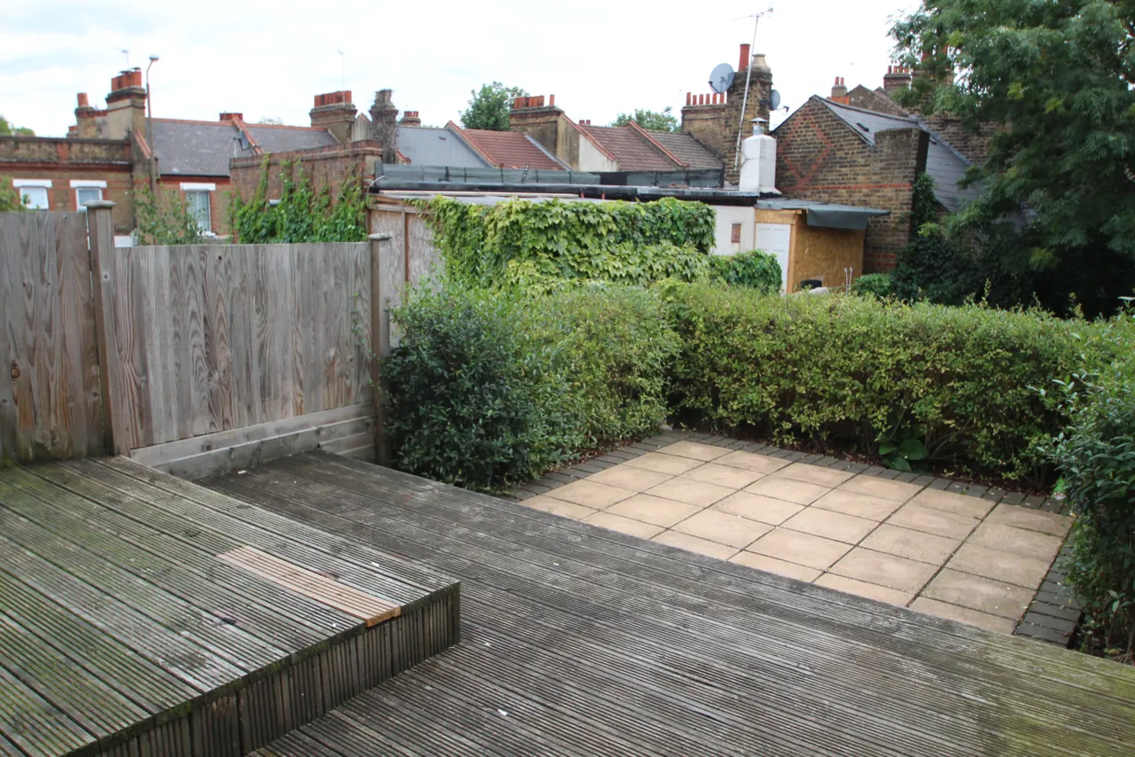 Plum Lane, London, SE18, photo 8