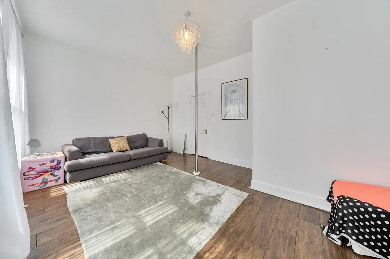 Coldharbour Lane, SE5, photo 4