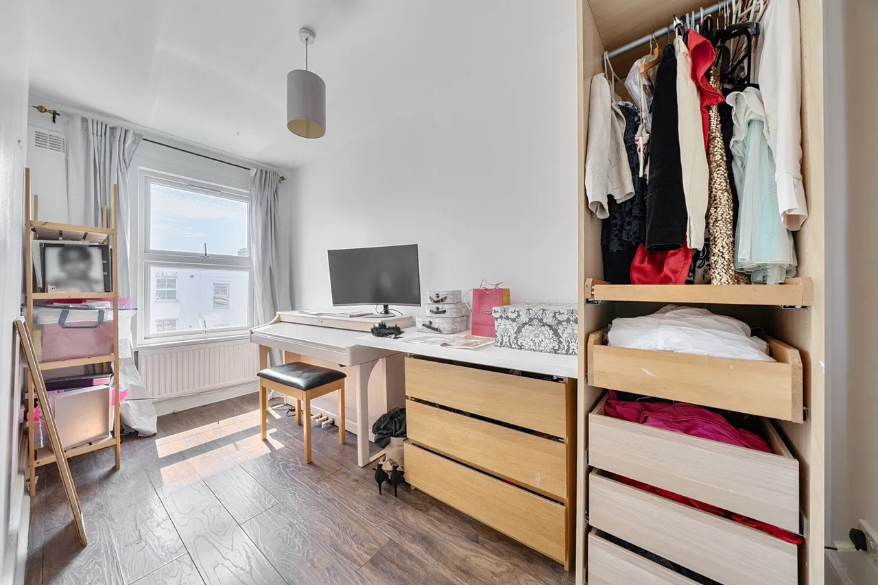 Coldharbour Lane, SE5, photo 16